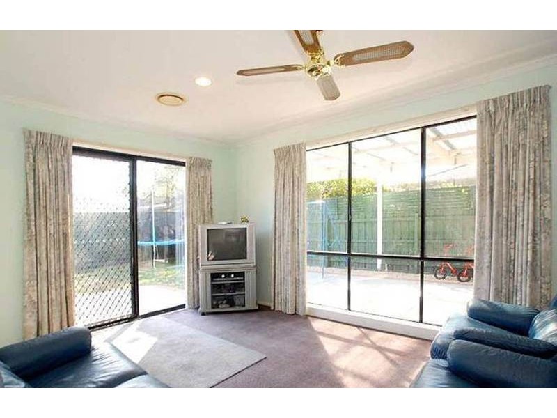 Cranbourne North VIC 3977