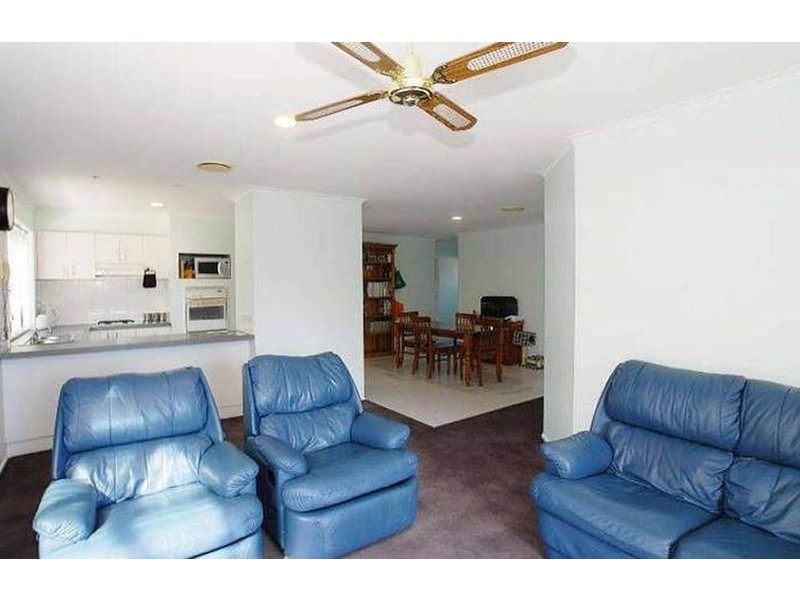 Cranbourne North VIC 3977