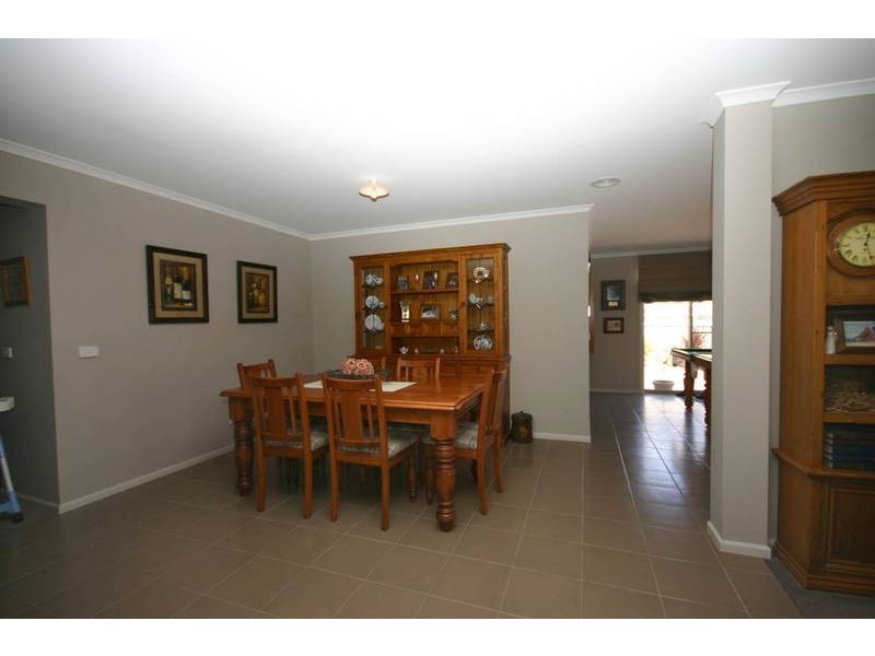 Cranbourne East VIC 3977