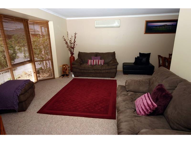 Cranbourne North VIC 3977