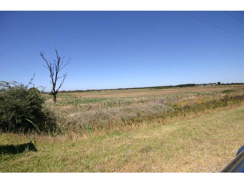 2740 South Gippsland Highway, Tooradin VIC 3980