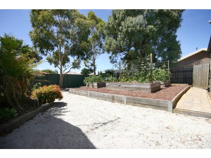 Cranbourne North VIC 3977