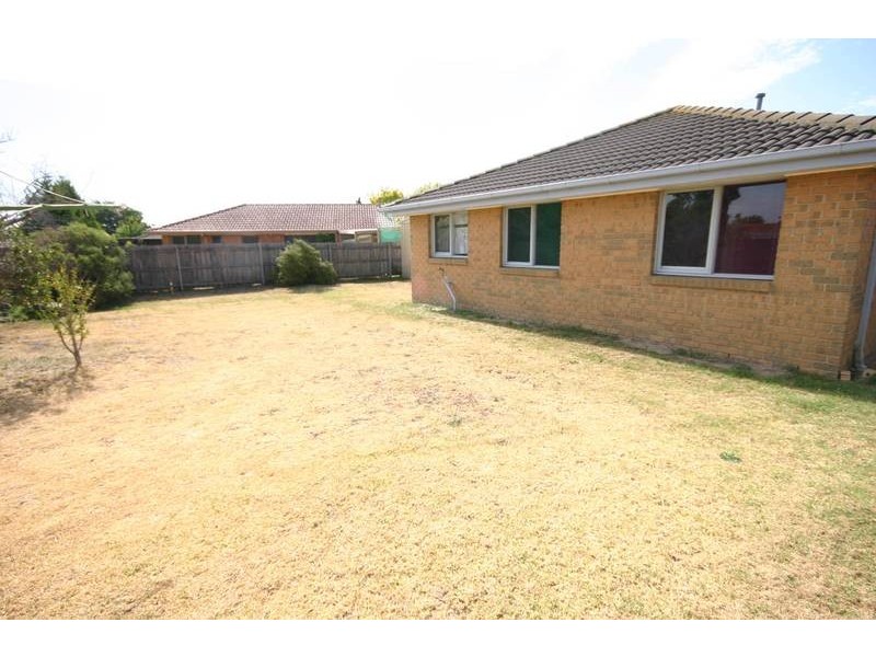 Cranbourne North VIC 3977