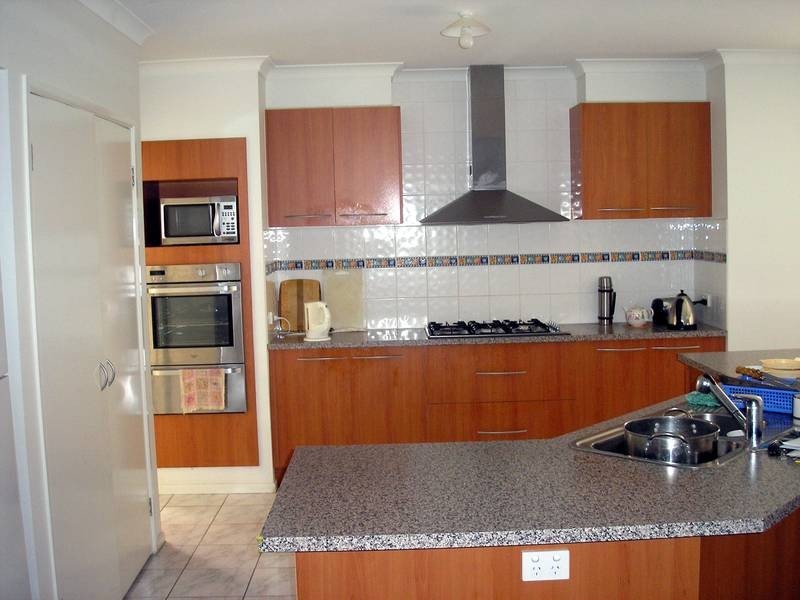 7 Kennels Lane, Cranbourne East VIC 3977