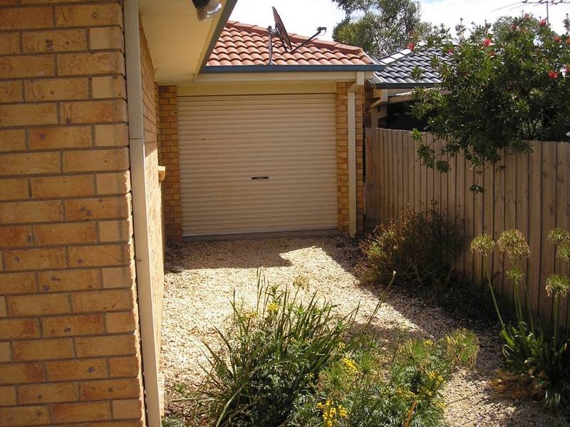 4 Otley Way, Cranbourne VIC 3977