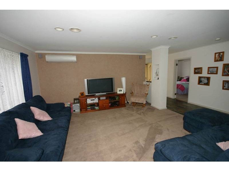 Cranbourne West VIC 3977