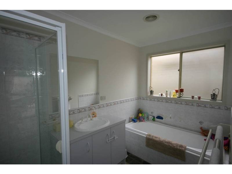 Cranbourne West VIC 3977