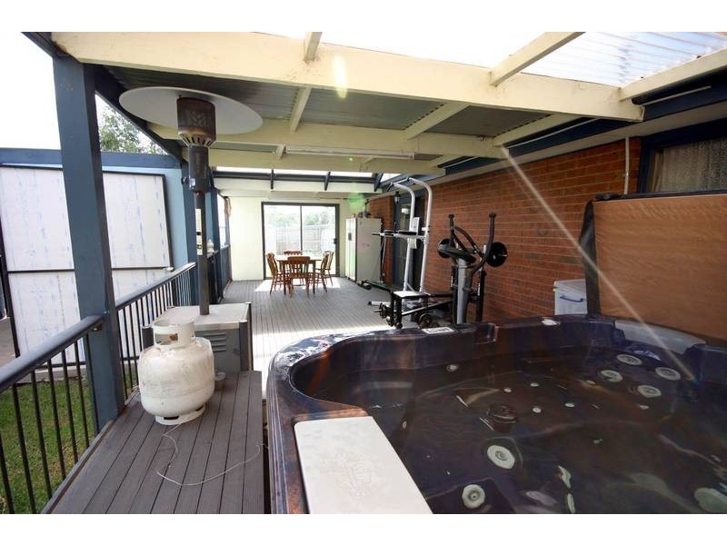 Cranbourne North VIC 3977