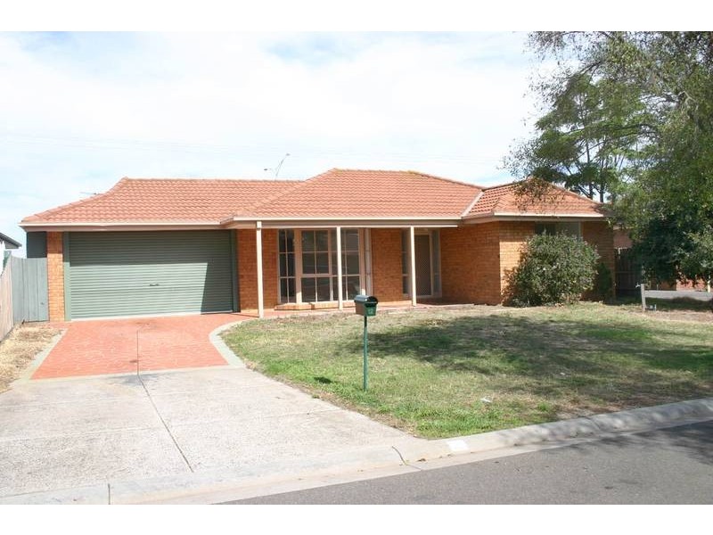 Cranbourne North VIC 3977