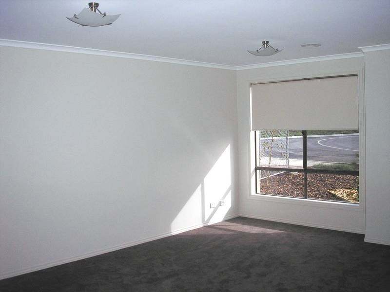 14 Pipetrack Circuit, Cranbourne East VIC 3977