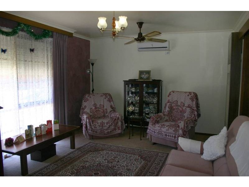 2/65 Cameron Street, Cranbourne VIC 3977