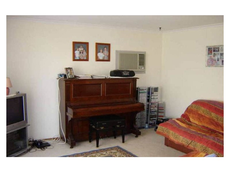 Cranbourne North VIC 3977