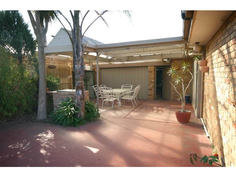 Cranbourne North VIC 3977