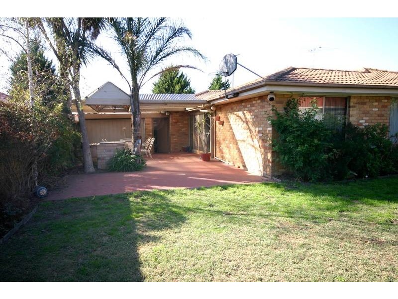 Cranbourne North VIC 3977