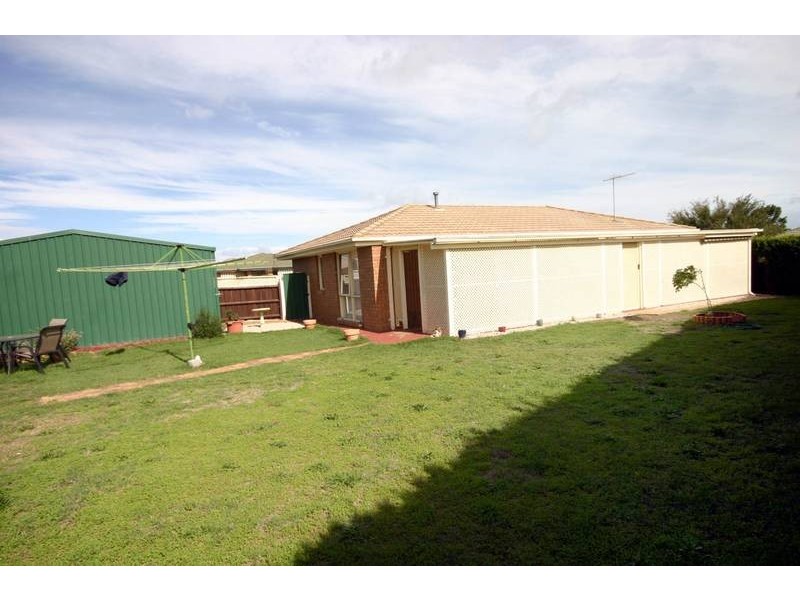 Cranbourne North VIC 3977