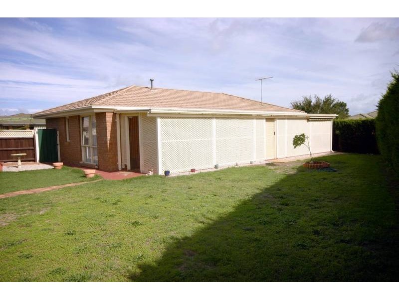 Cranbourne North VIC 3977