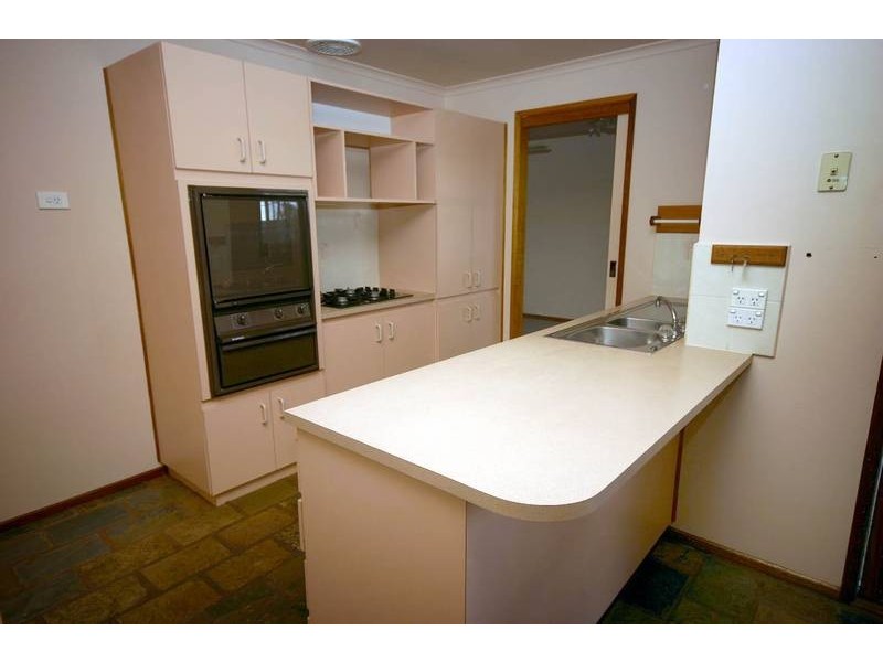 Cranbourne VIC 3977