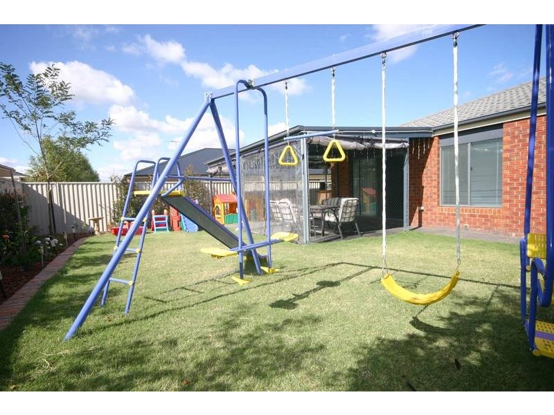 Cranbourne East VIC 3977