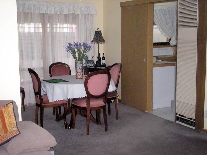 110 Lesdon Avenue, Cranbourne North VIC 3977