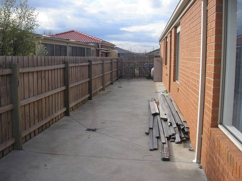 9 Parnell Court, Cranbourne VIC 3977