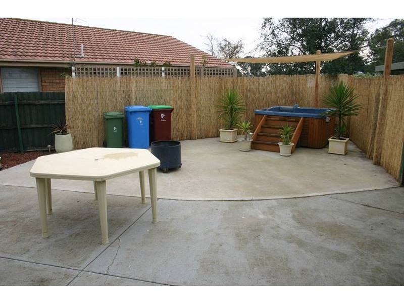 Cranbourne North VIC 3977