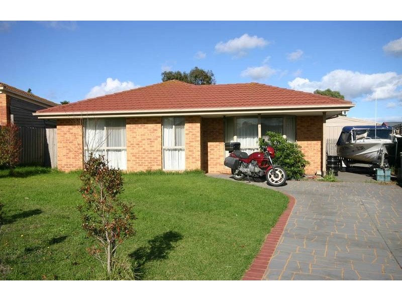 Cranbourne North VIC 3977