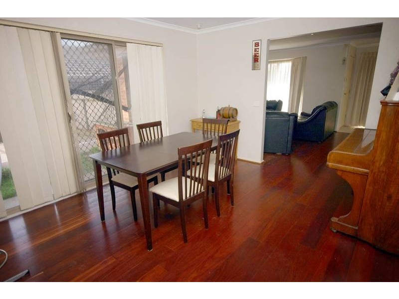 Cranbourne North VIC 3977