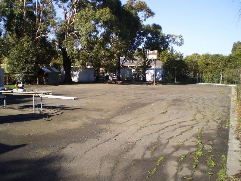 9 Collison Road, Cranbourne VIC 3977