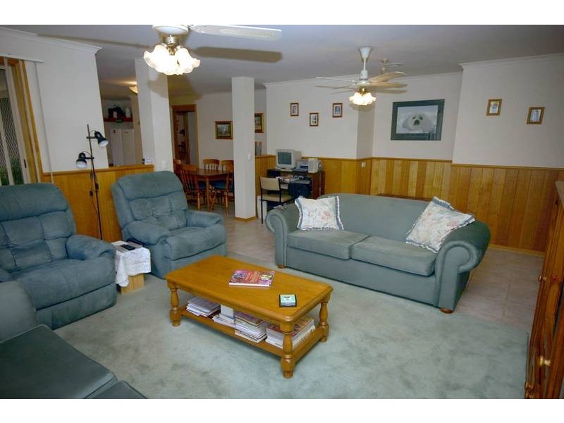 Cranbourne North VIC 3977