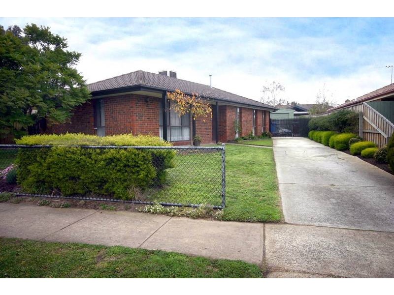 Cranbourne North VIC 3977