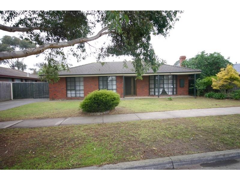 Cranbourne North VIC 3977