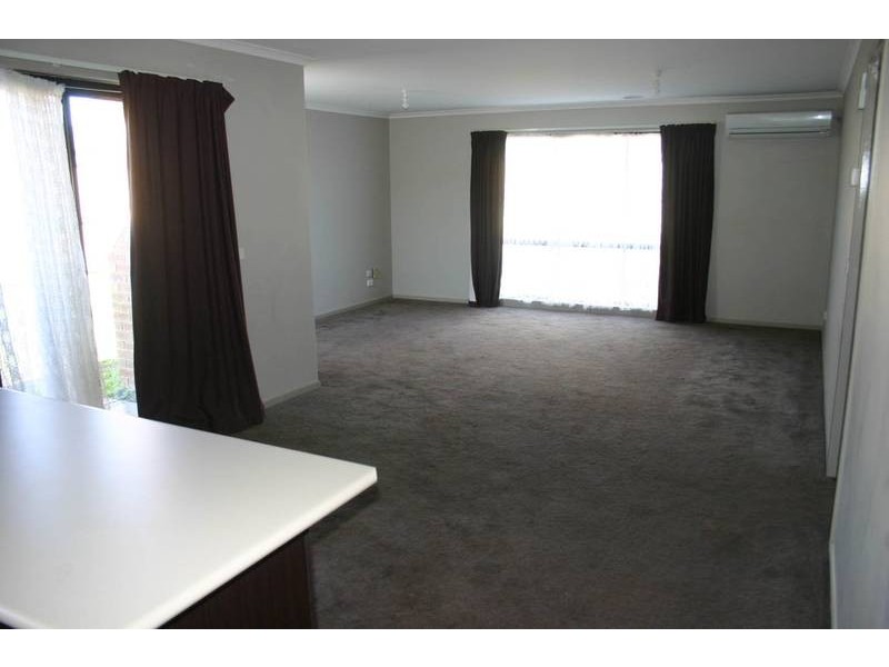 Cranbourne North VIC 3977