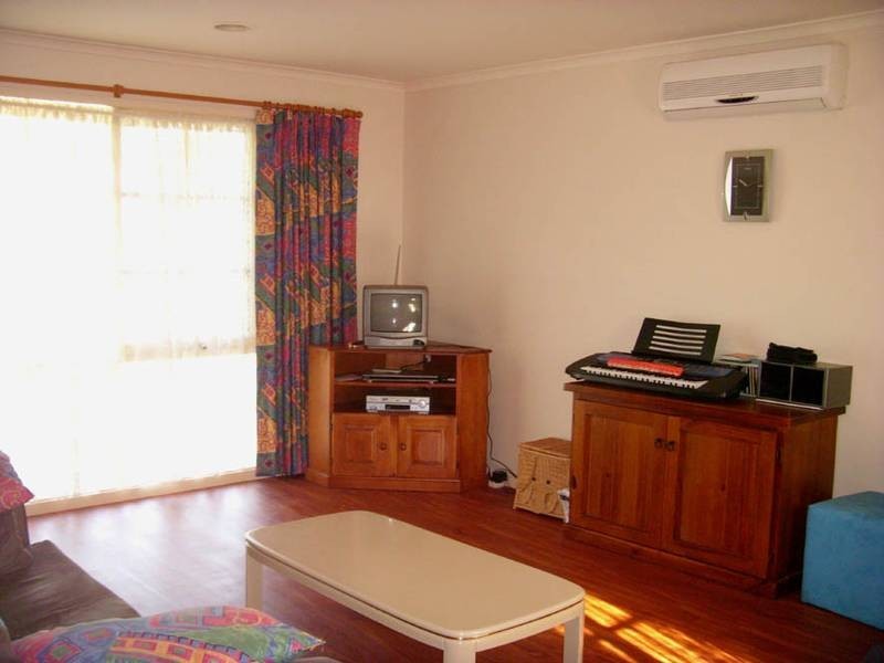 10 Bianco Court, Cranbourne North VIC 3977