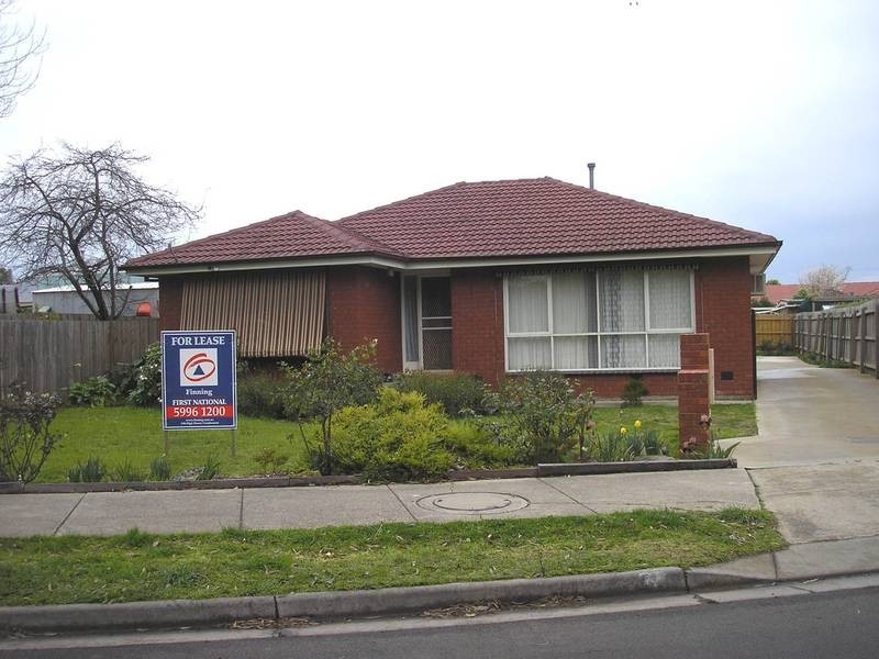 1A Averne Street, Cranbourne VIC 3977