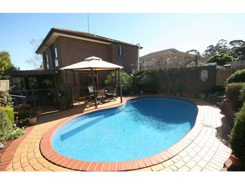 10 Rimfire Crescent, Cranbourne VIC 3977