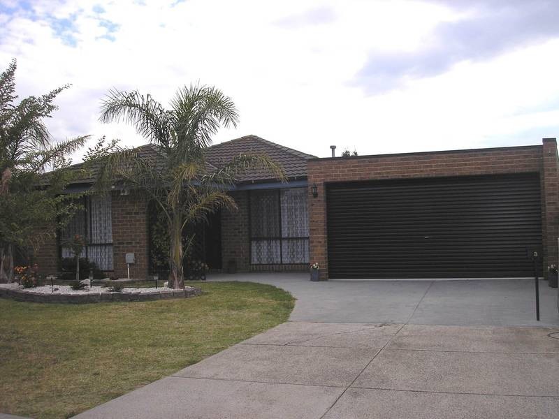 3 Natalie Court, Cranbourne VIC 3977