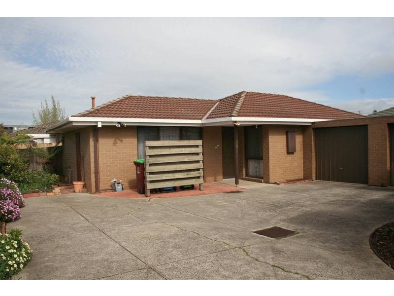 4/32 Childers Street, Cranbourne VIC 3977