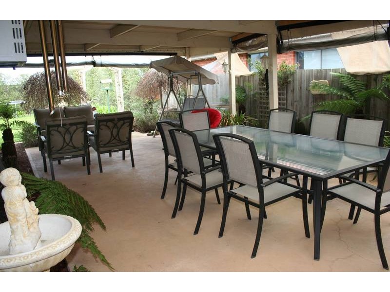 2 Jenny Court, Cranbourne North VIC 3977