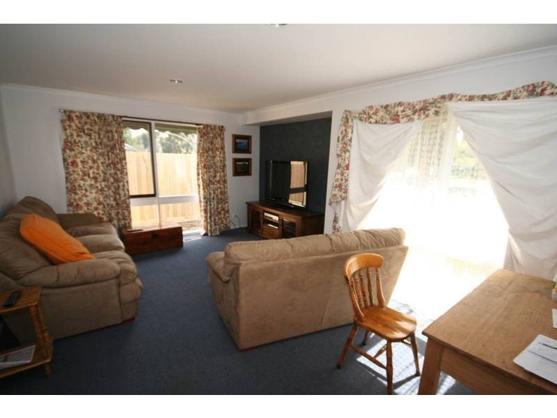 Cranbourne North VIC 3977