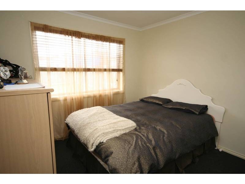 30 Elcan Avenue, Cranbourne West VIC 3977
