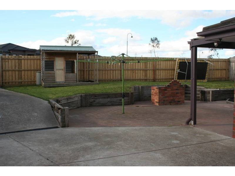 Cranbourne North VIC 3977