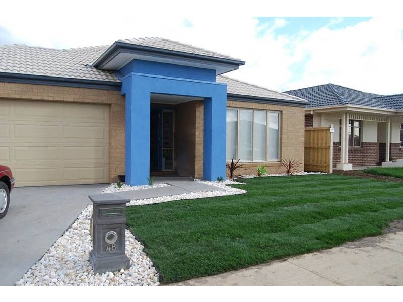 48 Bluemist Circuit, Lyndhurst VIC 3975