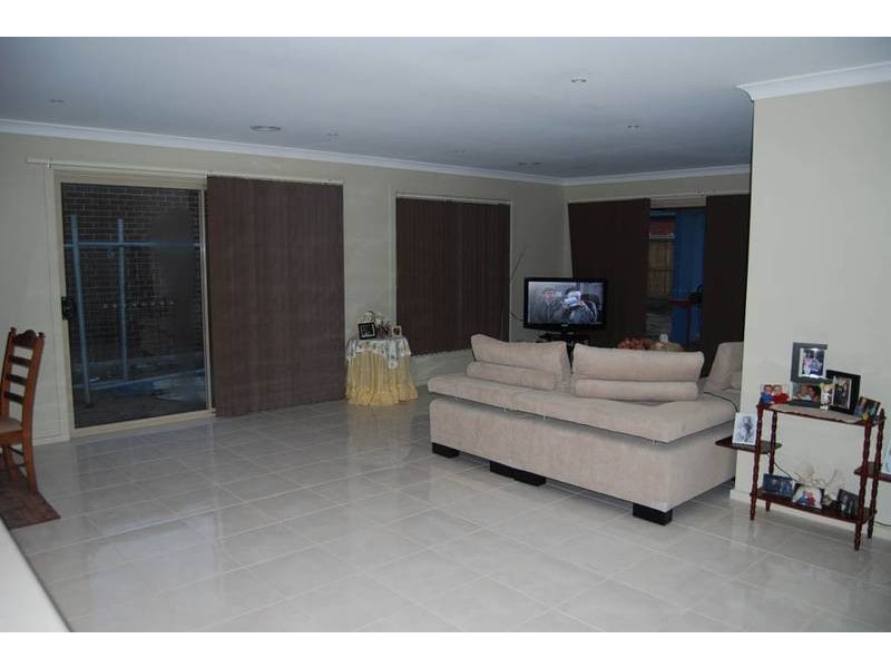 48 Bluemist Circuit, Lyndhurst VIC 3975