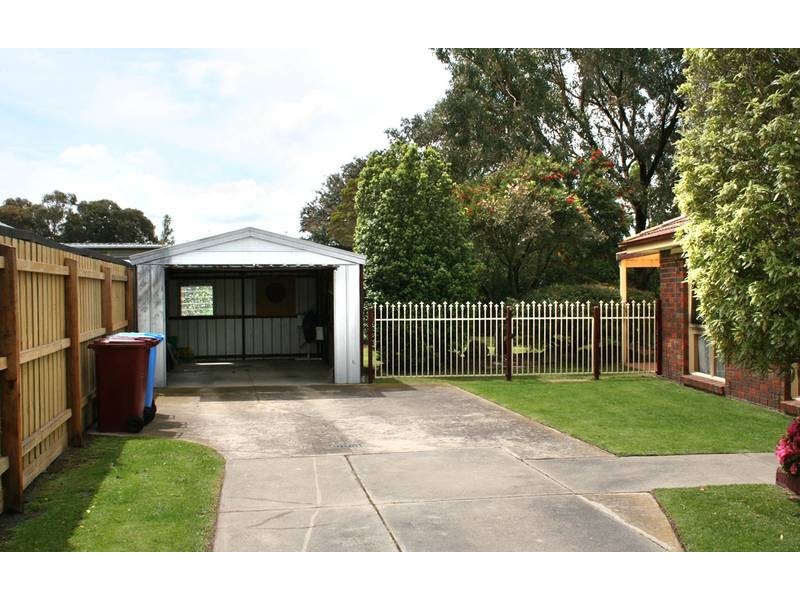 Cranbourne North VIC 3977