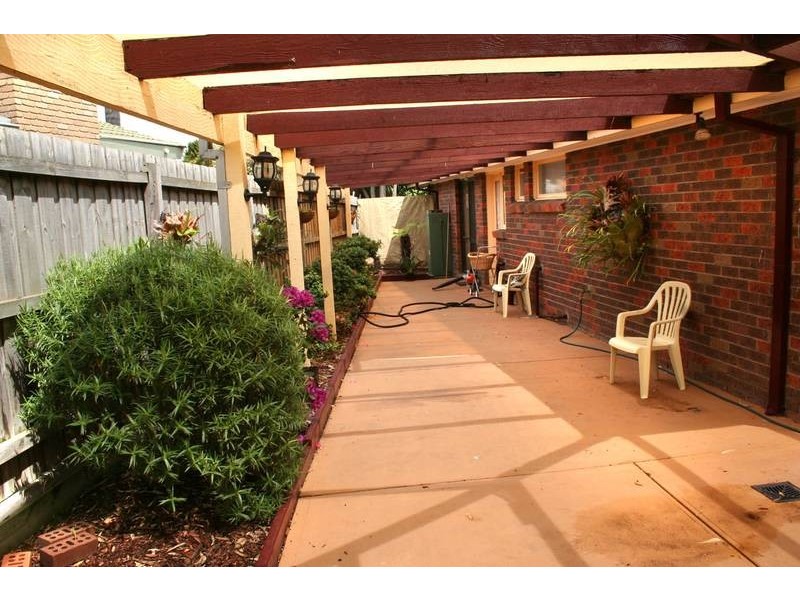 Cranbourne North VIC 3977