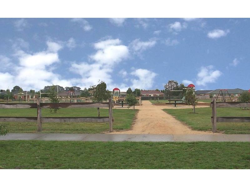 5 Murtoa Place, Cranbourne VIC 3977