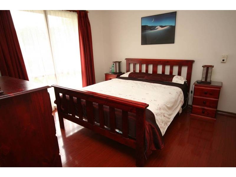 Cranbourne North VIC 3977