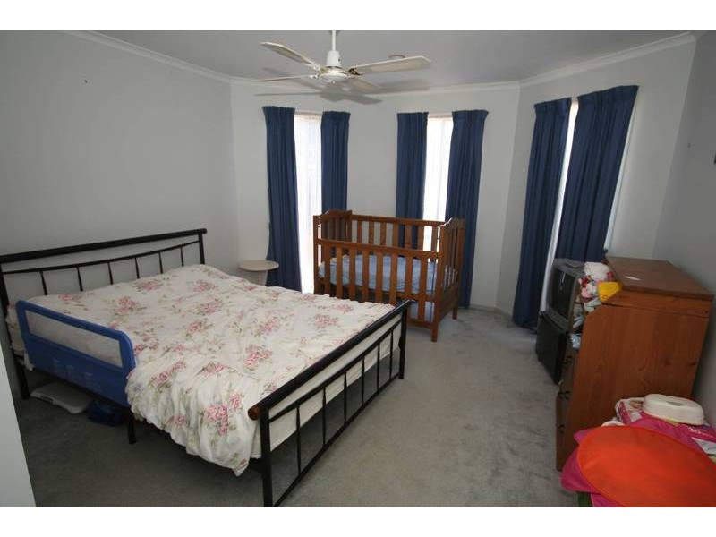 Cranbourne North VIC 3977