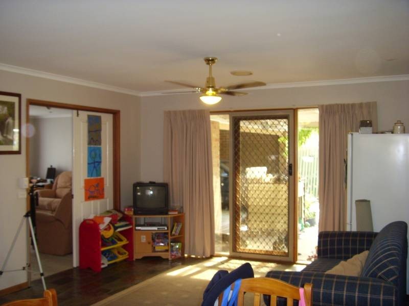 75 Courtenay Avenue, Cranbourne North VIC 3977