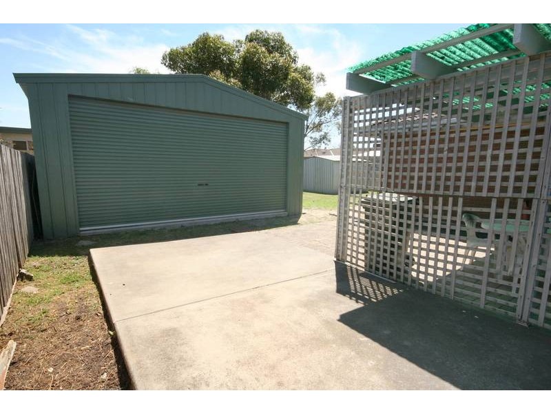 Cranbourne North VIC 3977